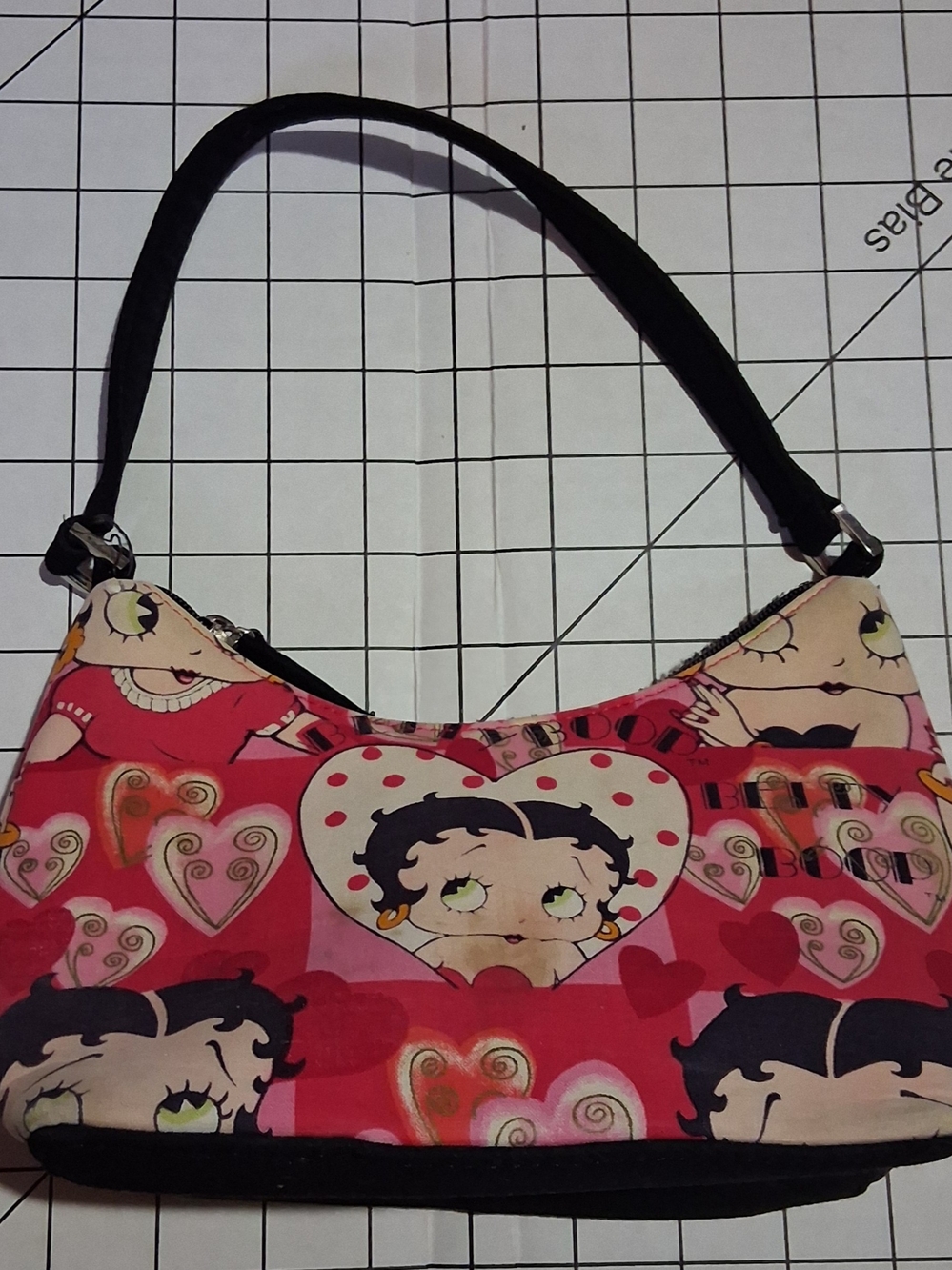 Betty Boop- Mini Pink and Red Heart-Print Shoulder Bag with Black Strap